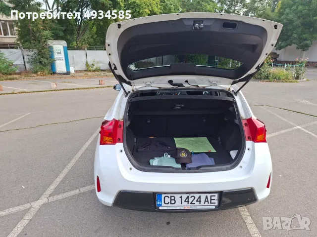 Toyota Auris 1.4 D4D, снимка 9 - Автомобили и джипове - 55878028