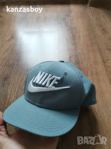 Nike Cap Snapback Futura True - страхотна шапка КАТО НОВА, снимка 3 - Шапки - 50196635