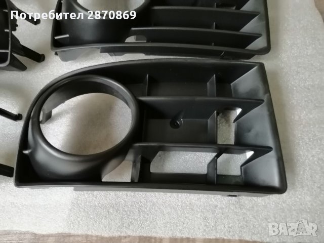 VW Golf V Решетки в предна броня халоген Голф 5 решетка, снимка 2 - Части - 34435371