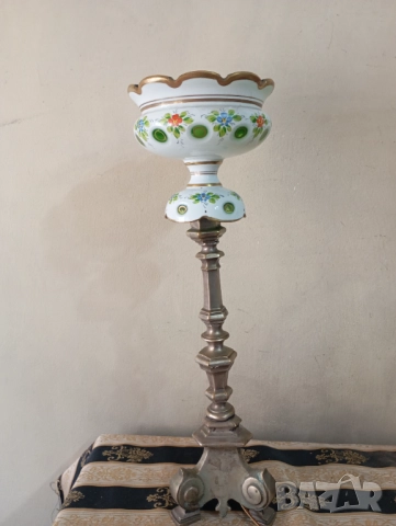 Винтидж настолна лампа