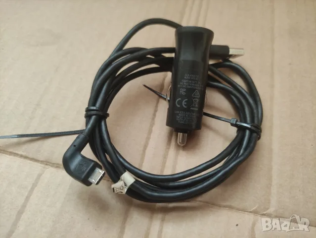Оригинално автомобилно зарядно TomTom за GPS навигация , снимка 2 - TOMTOM - 55766832