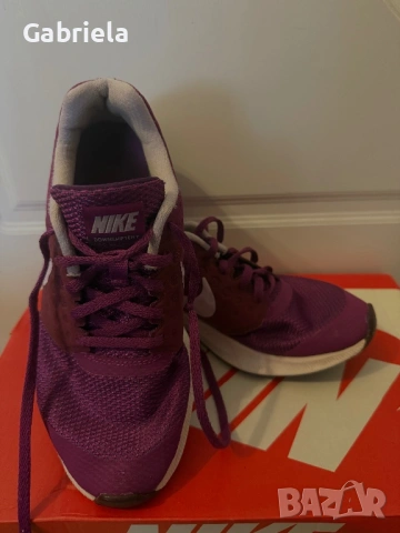 Маратонки Nike, снимка 2 - Маратонки - 53073365