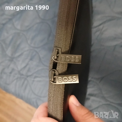 HUGO BOSS yнисекс чанта , снимка 6 - Чанти - 53785432