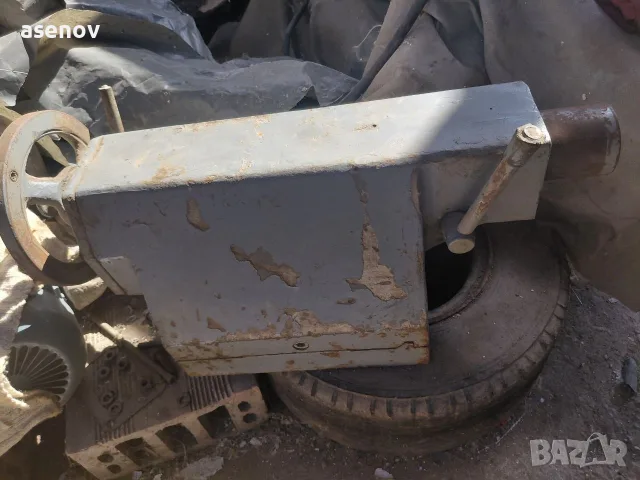 задно седло от струг