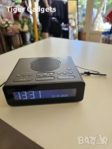 Радио часовник TechniSat Digitradio 51 DAB+/FM с двоен алармен режим и голям дисплей, снимка 8 - Радиокасетофони, транзистори - 55749965