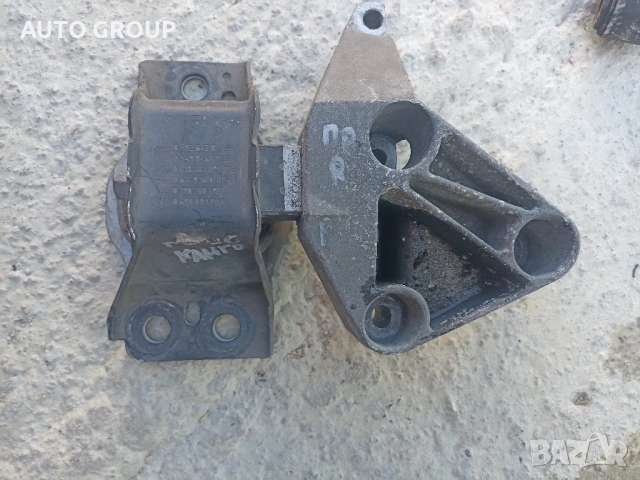 Тампон двигател Рено, Дачия / Renault. Dacia