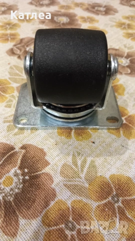 Колело за стелажи , снимка 7 - Стелажи и щандове - 53697457