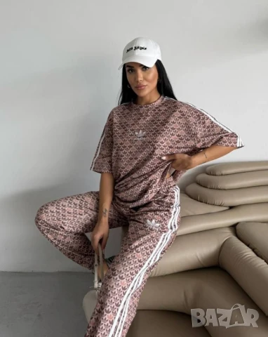 дамски екипи Adidas , снимка 2 - Спортни екипи - 51175857