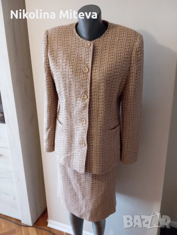 Дамски костюм цвят капучино 