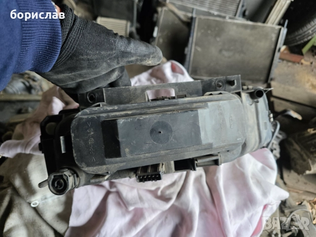Ляв фар за Ситроен Ксантия , снимка 3 - Части - 52436857