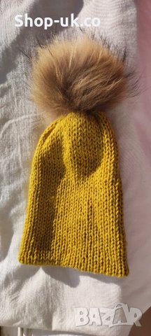 💛Страхотна шапка с естествен косъм 💛, снимка 2 - Шапки - 47843292