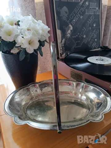 Посребрена английска кошничка за плодове, снимка 2 - Прибори за хранене, готвене и сервиране - 49832020