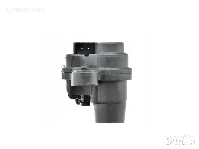 Audi A5 F5 Моторче за заключване на резервоар , снимка 2 - Части - 50187435