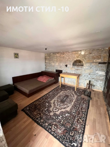 Две каменни къщи в един двор с басейн и параклис, снимка 6 - Къщи - 52690193