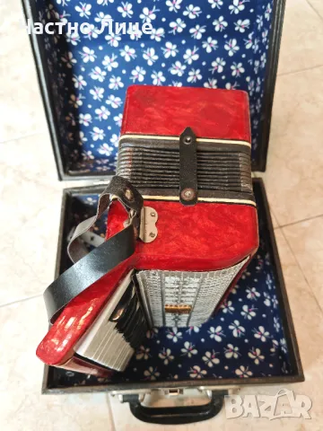 Оригинален Руски Соц СССР Акордеон Малыш 12 баса , снимка 4 - Акордеони - 50377436