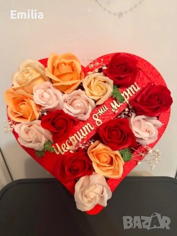 Луксозна кутия със сапунени рози – подарък за 8 март 