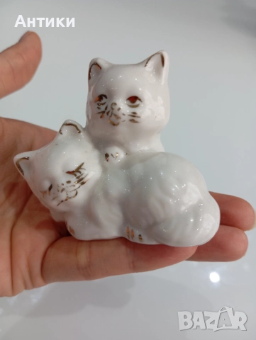 Стара порцеланова фигура с котета , снимка 11 - Декорация за дома - 52661356
