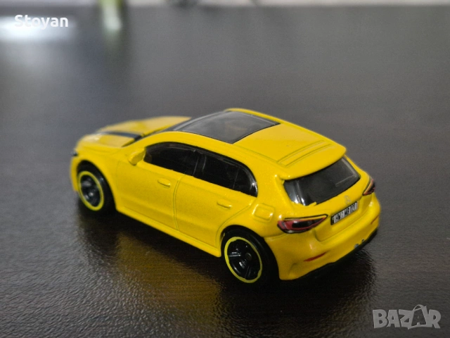 Hot wheels Mercedes A, снимка 3 - Колекции - 53272906