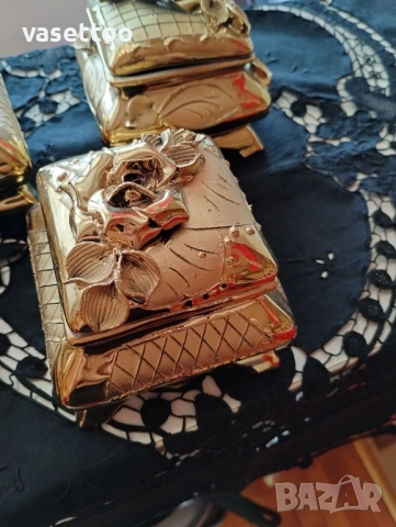 Позлатени бижутерки с апликации, снимка 4 - Декорация за дома - 51710148