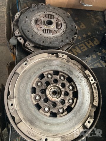 A646030 съединител комплект с феродо и притискател, снимка 2 - Части - 44272063