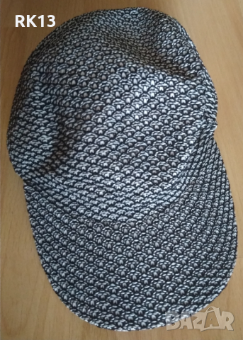 Дамска шапка с козирка Zara, снимка 1 - Шапки - 36173320