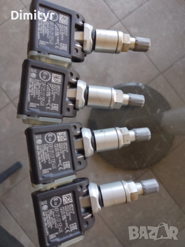 4 бр. оргинални датчика за налягане TPMS в гумите на BMW , снимка 2 - Аксесоари и консумативи - 51753151