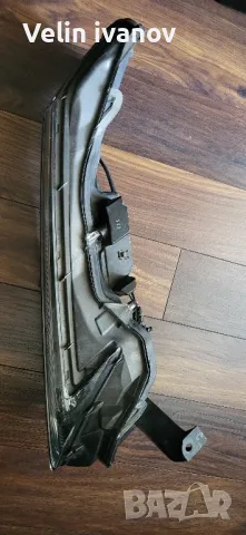 десен лед мигач за Lexus NX , снимка 2 - Части - 47915680