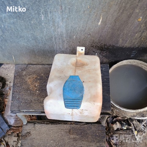 Казанче Чистачки + Помпичка За Ивеко Дейли 3510 1997г / Iveco Daily 3510 1997y