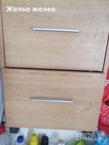 Шкаф,67,47,49см,с две шкафчета, снимка 3 - Шкафове - 42000823