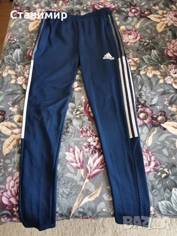 Долнище Adidas.Размер XS. 