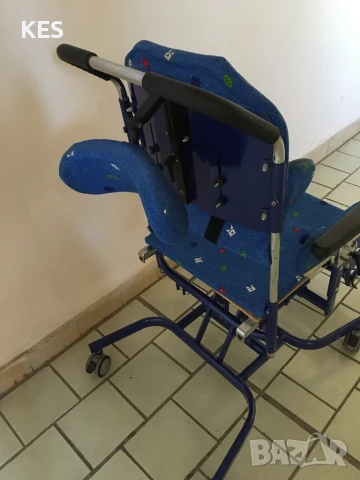 Инвалиден стол на колела, снимка 2 - Инвалидни колички - 49270843