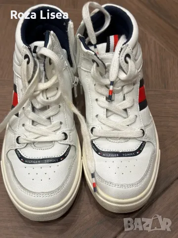 Обувки, Tommy Hilfiger