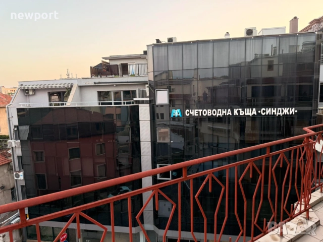 Давам под наем Обзаведен офис в супер-центъра на гр.Пловдив, кв.КАПАНА, снимка 16 - Офиси - 52065925