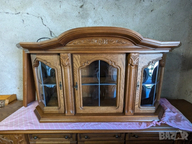 ✨ Много красива класическа витрина от масивен дъб ✨