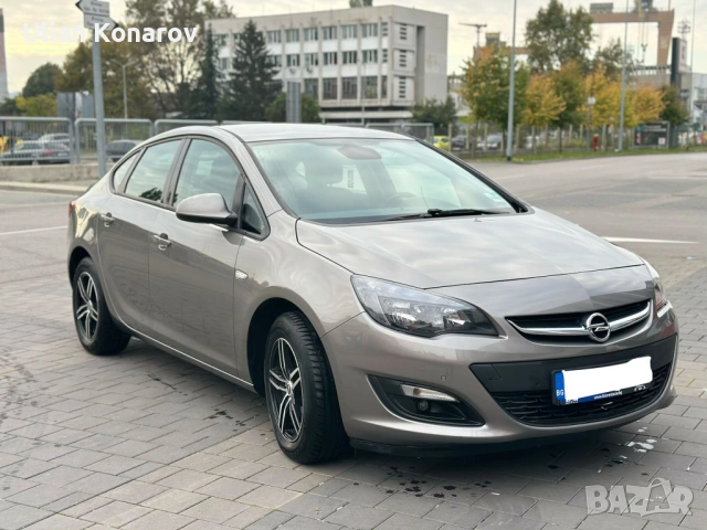 Opel Astra J ТОП!, снимка 2 - Автомобили и джипове - 53810146