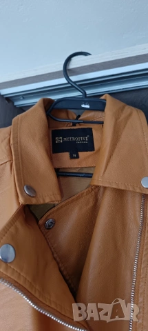 Кожено яке ново М рр , снимка 3 - Якета - 53603581
