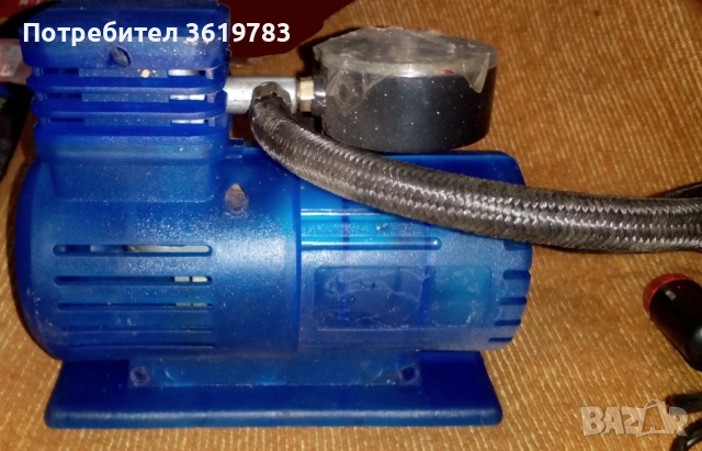 Продавам компресор 12в, снимка 3 - Аксесоари и консумативи - 52976218