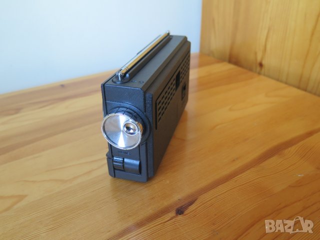 Vintage solid state 2 band SILVER 2F166 ,1975г,Japan, снимка 7 - Радиокасетофони, транзистори - 39170281