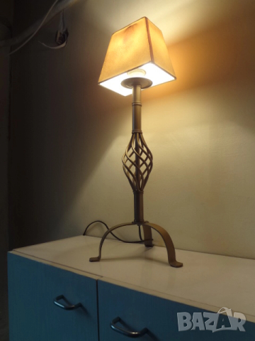 Винтидж лампа, снимка 9 - Настолни лампи - 52923001