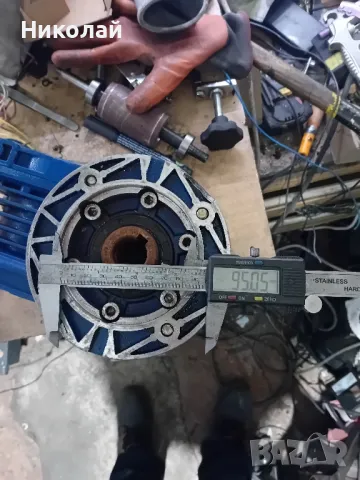 Редуктор , снимка 8 - Резервни части за машини - 48831690