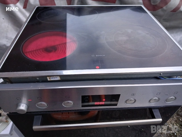 Фурна за вграждане със керамичен плот Bosch , снимка 5 - Печки, фурни - 53869879