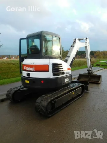 Багер Bobcat E45, снимка 3 - Стругове - 56384644