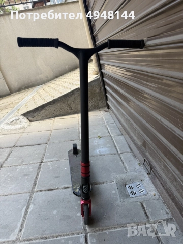 Тротинетка Oxelo scooter MF1,8+ Black Red , снимка 3 - Скутери и тротинетки - 56057659