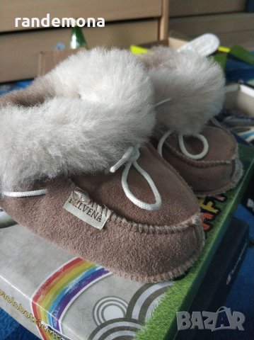Бебешки чехли кожа и пух, снимка 4 - Детски пантофи - 35761524