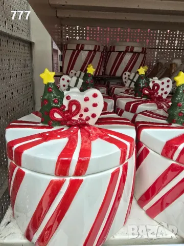 коледни буркани и салфетници , снимка 4 - Аксесоари за кухня - 48410230