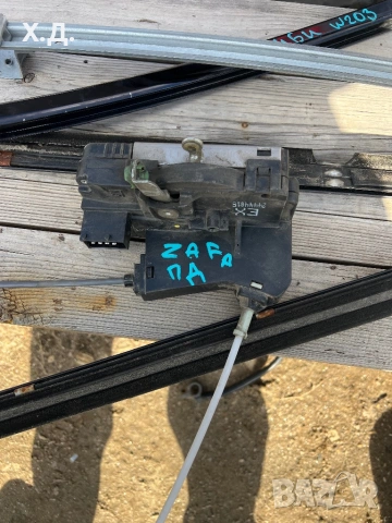 Предна лява брава Опел Зафира А 2002г 