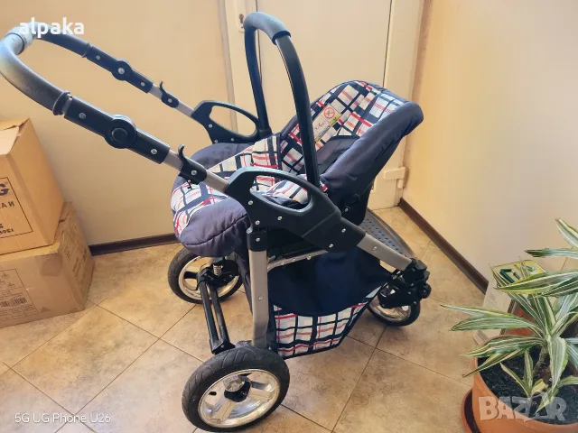 Бебешка количка Bergsteiger Capri 3 в 1 – КАТО НОВА (Пълен комплект), снимка 9 - Детски колички - 56132781