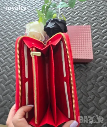 Guess дамски портфейл Различни цветове , снимка 4 - Портфейли, портмонета - 50370273