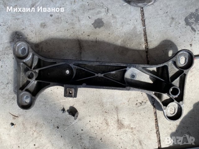 Държач скоростна кутия - /БМВ/BMW/- е81 123d N47D 204кс.