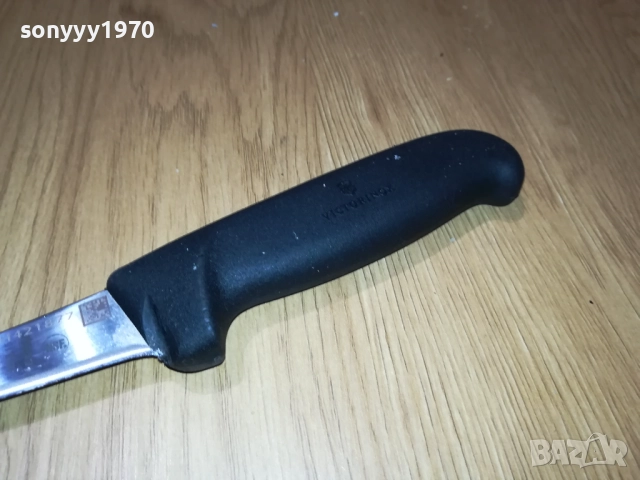 ПРОФИ КАСАПСКИ НОЖ-VICTOTINOX SWISS 0112251712, снимка 2 - Ножове - 52615520